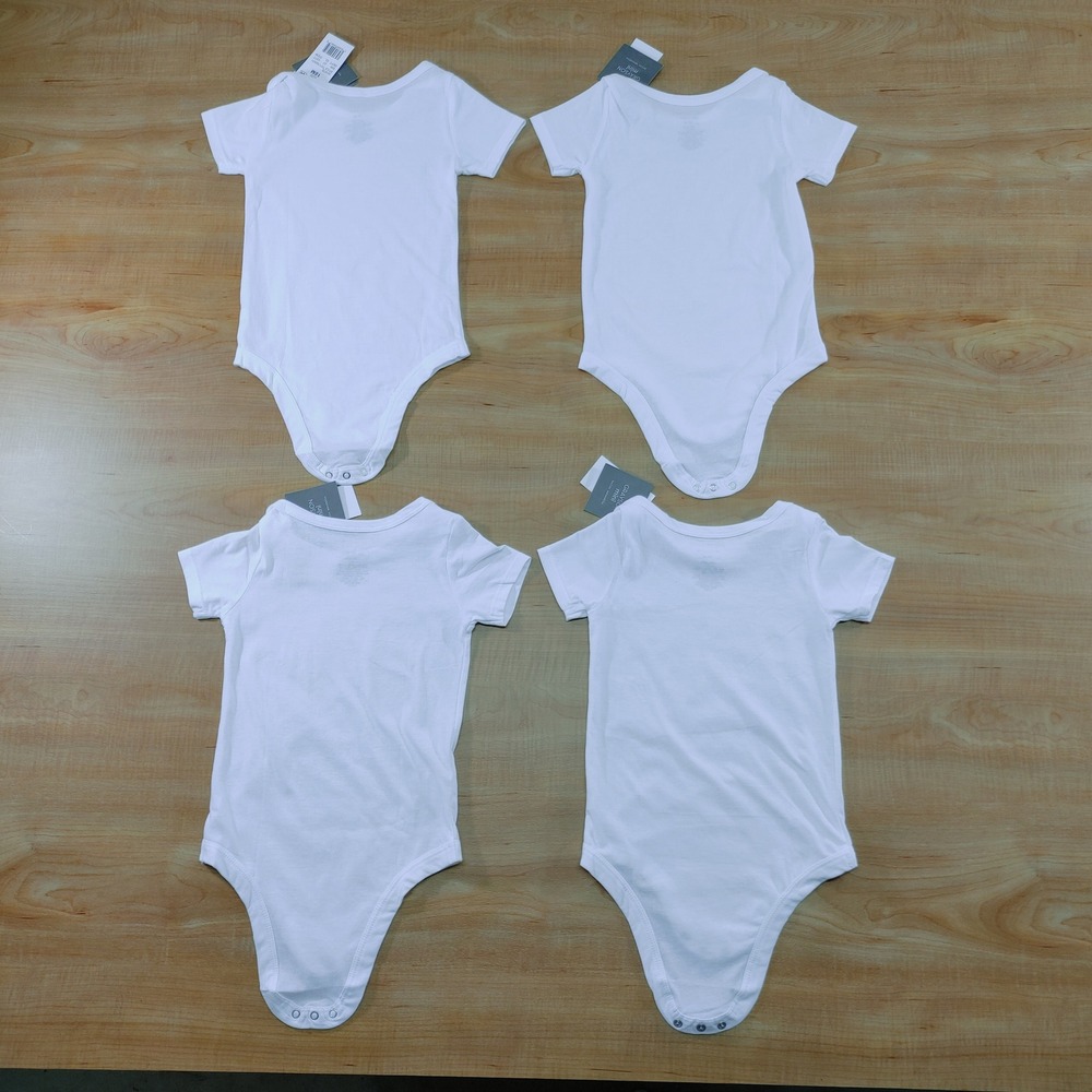 Grayson Mini Baby Girls White Heart Graphic Bodysuit 18 Months 4 Pack - Picture 2 of 7